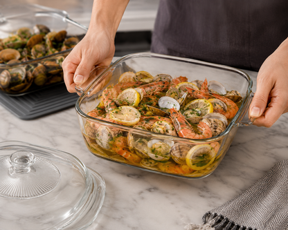 Skybuy 2500 ml Square Glass Casserole with Lid